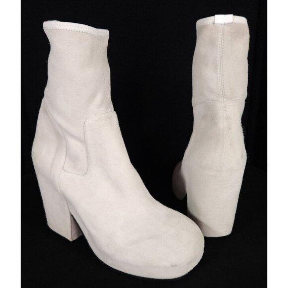 Random Identities Suede Boots Size 41 US 11 Womens White - Picture 2 of 13